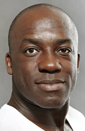 Deobia Oparei as 