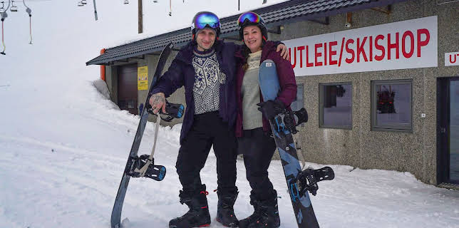 11:00 PM: Rich Holiday, Poor Holiday (S4 E5) (S4) | 5 Select | 2/3 2026