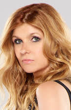 Connie Britton como 