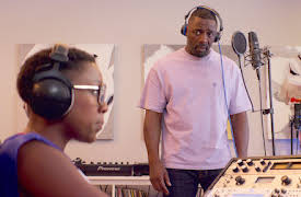 Turn Up Charlie: Avsnitt 4