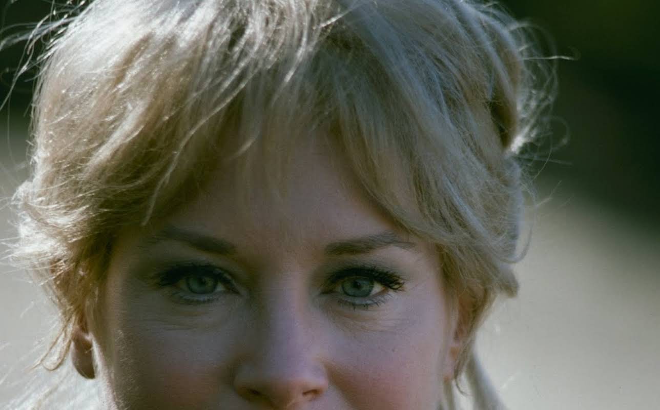 Lois Nettleton