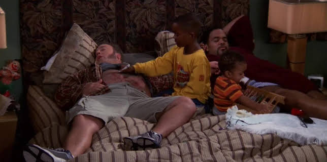 09:40: Kung av Queens (S3 E7) (S3) | TV6 | 11/22 2025