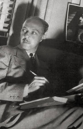 Mitchell Leisen as Director