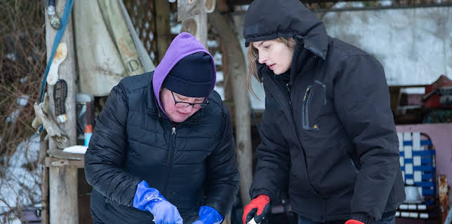 10:00 PM: Lawless Island | Nat Geo Wild | 11/28 2025