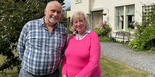 5:25 PM: Four in a Bed | More 4 | 2/7 2026