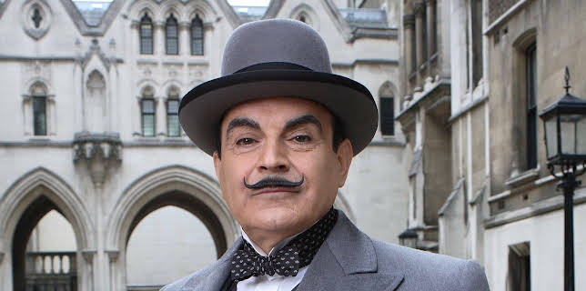 14:45: Agatha Christie: Poirot (T13): Ep.2 Los cuatro grandes | Paramount Channel | 6/19 2025
