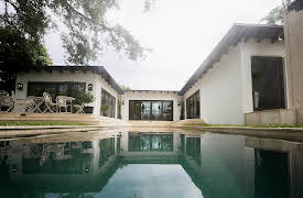 Divided by Design, Season 1: Villa Jimenez