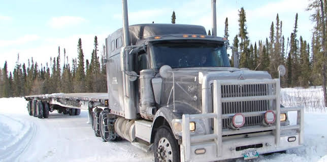 11:00 AM: Ice Road Truckers (S10 E8) (S10) | Paramount | 1/11 2026