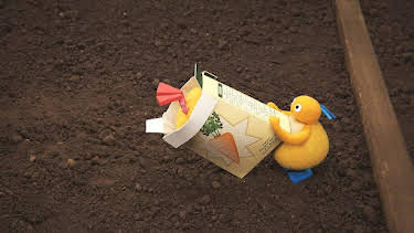 10:35 AM: Twirlywoos (S4) | Cbeebies | 12/30 2025