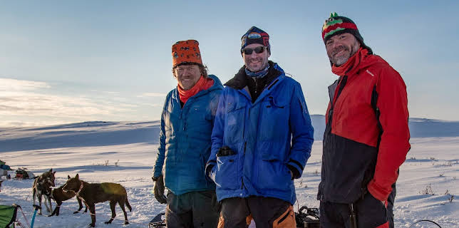 15:45: Monsen, Monsen og Mattis: Med hundespann på isfiske, del 1 | NRK 2 | 3/3 2026