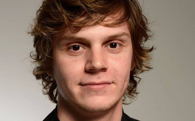Evan Peters