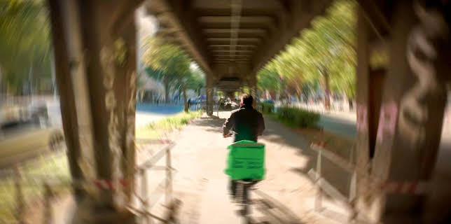 20:15: rbb Story: Ausgeliefert! | RBB Fernsehen | 12/2 2025