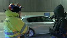 Vägens hjältar (S13 E10)