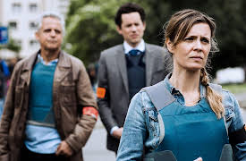 Spiral: Spiral Season 1: Episode 6