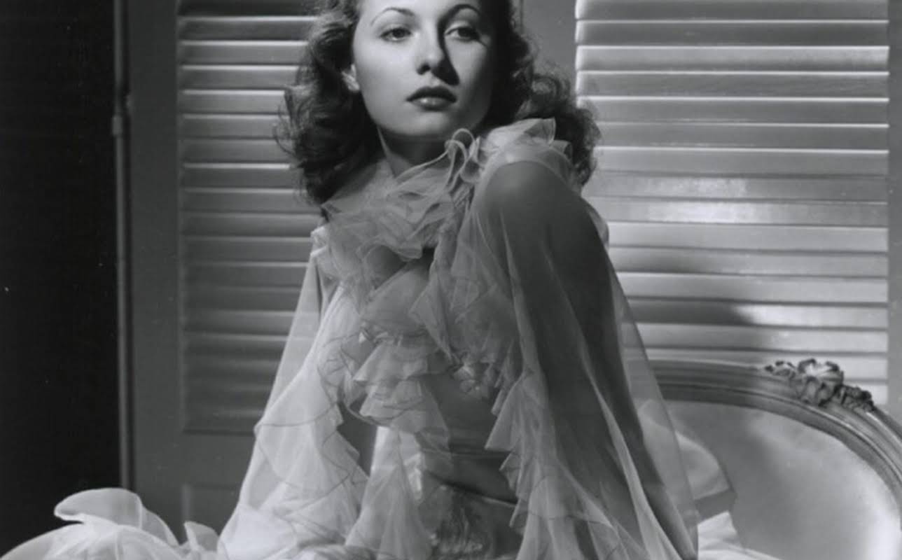 Annelle Hayes