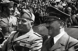 Hitler: A Life in Pictures: Warlord