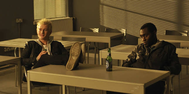 22:35: Tyst vittne (S13 E8) (S13) | Kanal 11 | 3/29 2026