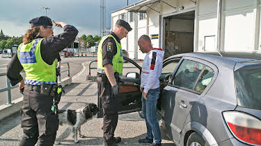 09:00: Border Control: Sweden (S1 E2) (S1) | Investigation Discovery | 9/21 2026