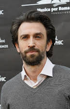 Andrea Scarduzio como 