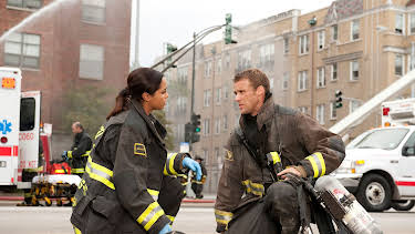 03:10: Chicago Fire (S1 E6) (S1) | Viasat Series | 5/21 2026