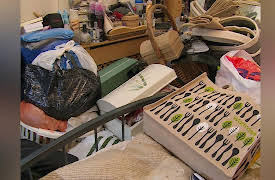 Hoarder SOS: Lancashire - Bedroom Edition