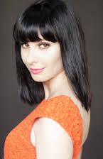 Delaney Tabron as Shanna