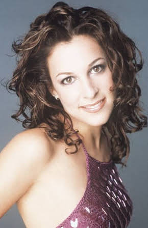 Lindsay Sloane as 