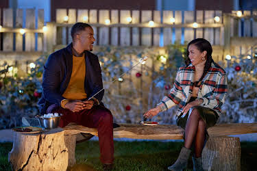 20:00: Christmas With A Kiss | Kanal 11 | 10/15 2026
