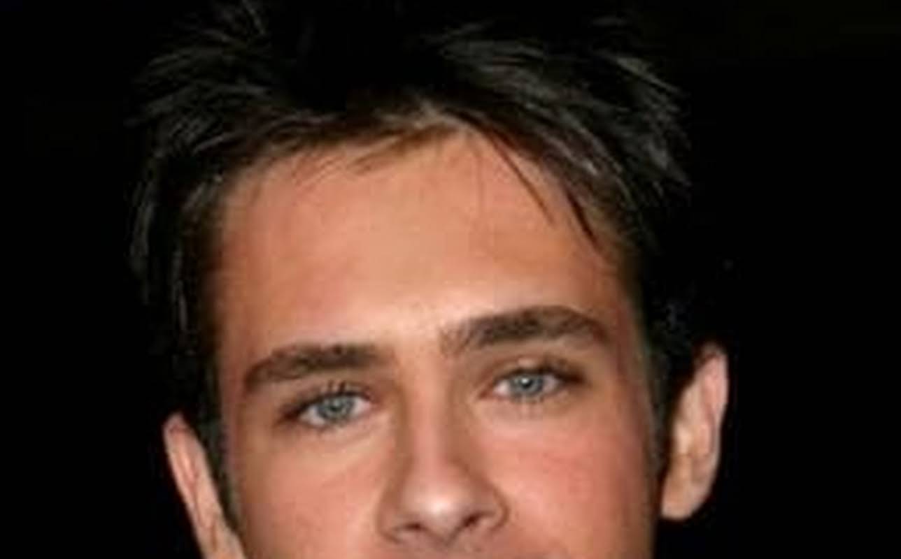 Scott Mechlowicz