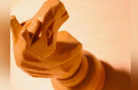 How to Play Chess: Lessons from an International Master: Secrets of the Pawns and Knights