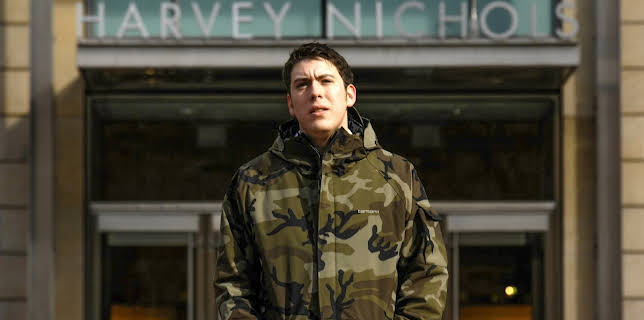 22:45: Tenåringen som lurte alle: De første årene | NRK 3 | 11/7 2025