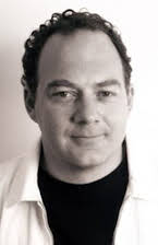 Bruce Hunt som Director