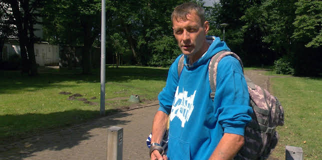 17:05: Hartz Rot Gold (S3 E71) (S3) | RTL 2 | 12/2 2025