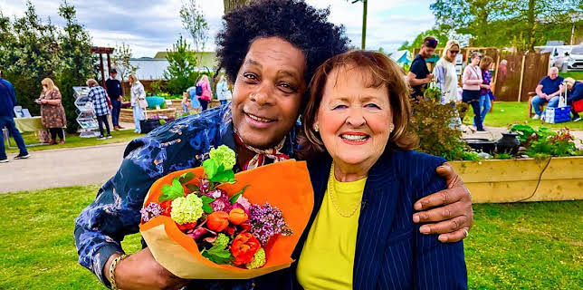 4:30 PM: Antiques Road Trip (S32) | BBC One Wales | 2/4 2026