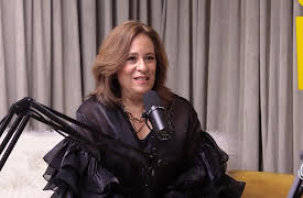 Off the record con Martha Debayle season-1: Nadie te dice esto de criar hijas y sanar lo que cargamos de nuestros padres