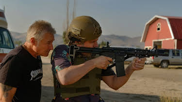 02:00: UXA - Thomas Seltzers Amerika: Krigen kommer hjem | NRK 1 | 4/27 2026