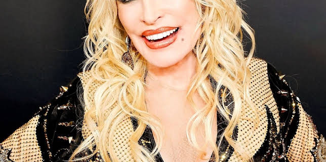 Dolly Parton: Still Rockin' (2025)