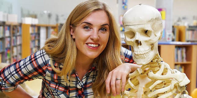 3:25 PM: Maddie's Do You Know? (S3) | Cbeebies | 12/7 2025