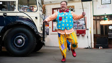 8:35 AM: Mr Tumble's Busy Bus Day | Cbeebies | 4/6 2026