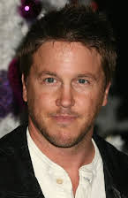 Lochlyn Munro som 