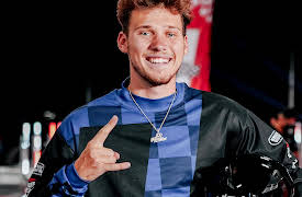 Creator League Showdown, Season 1: Go-Kart Grand Prix Showdown