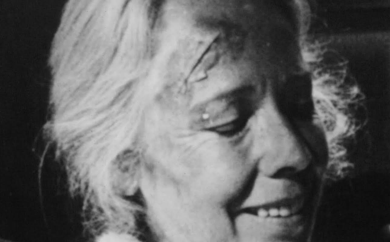 Elizabeth Hoffman