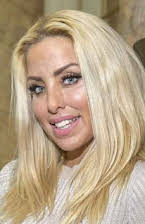 Sarah Louise Christiansen som Herself