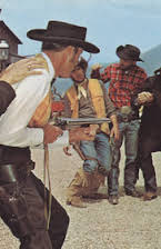 Herbert 'Cowboy' Coward como Toothless Man