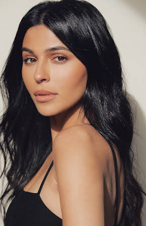 Teni Panosian as 