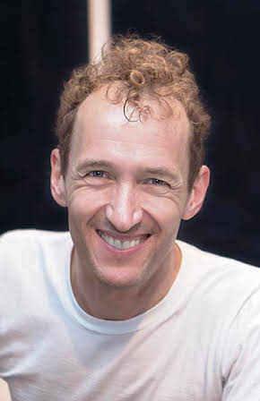 Jeffrey Seller as 