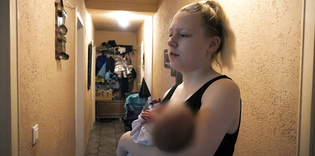 15:00: Hartz und herzlich (S6 E9) (S6) | RTL 2 | 12/3 2025