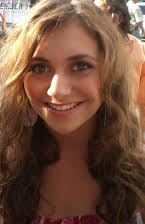 Alyson Stoner como 