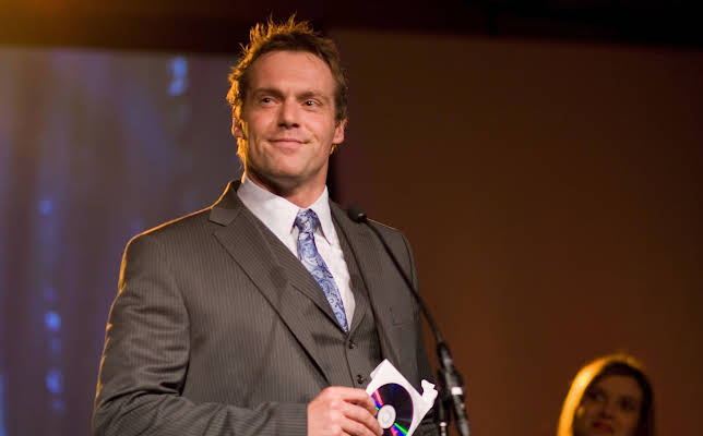 Michael Shanks