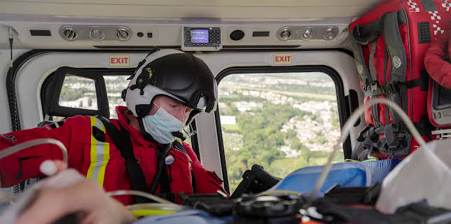 11:10: Akuthelikoptern Cornwall (S2 E1) (S2) | Discovery Channel | 12/22 2025